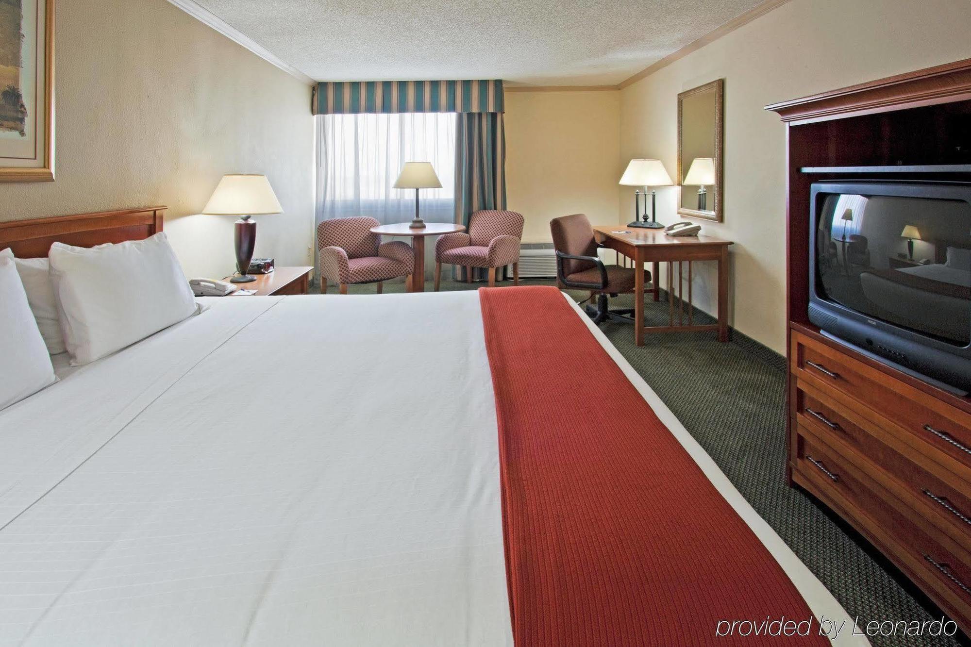 Holiday Inn Express Hotel & Suites Miami - Hialeah By Ihg Kültér fotó